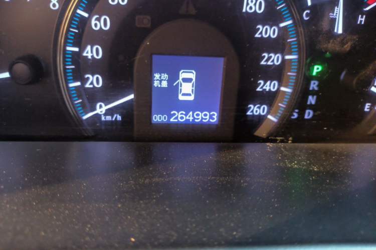 Used Toyota Crown 2010 2.5L Royal Leather Sunroof Navigation Edition Odometer Close Up