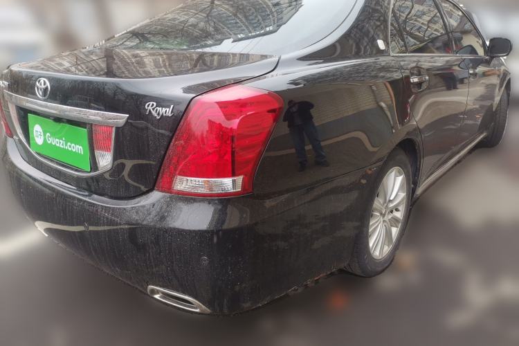 Used Toyota Crown 2010 2.5L Royal Leather Sunroof Edition Rear Right 45 Deg