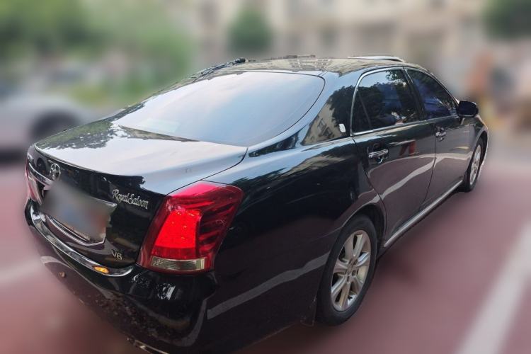 Used Toyota Crown 2010 3.0L Royal Saloon Rear Right 45 Deg