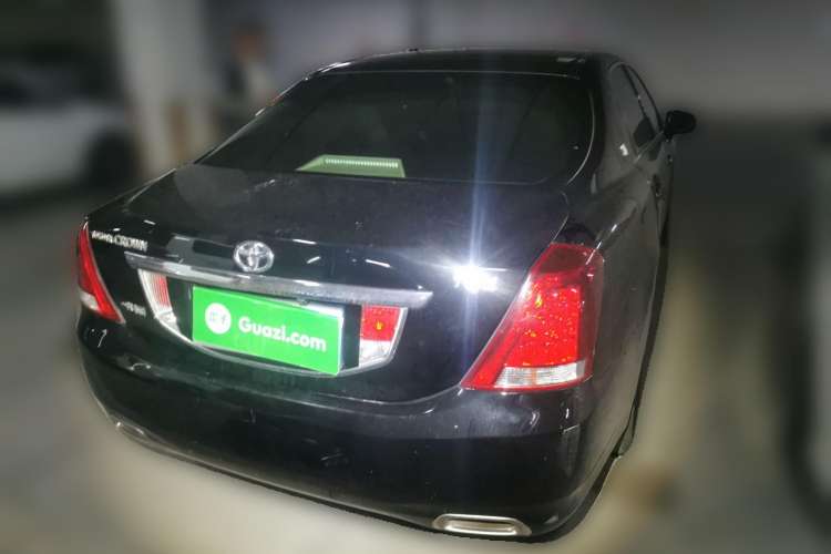Used Toyota Crown 2010 2.5L Royal Leather Sunroof Edition Rear Right 45 Deg