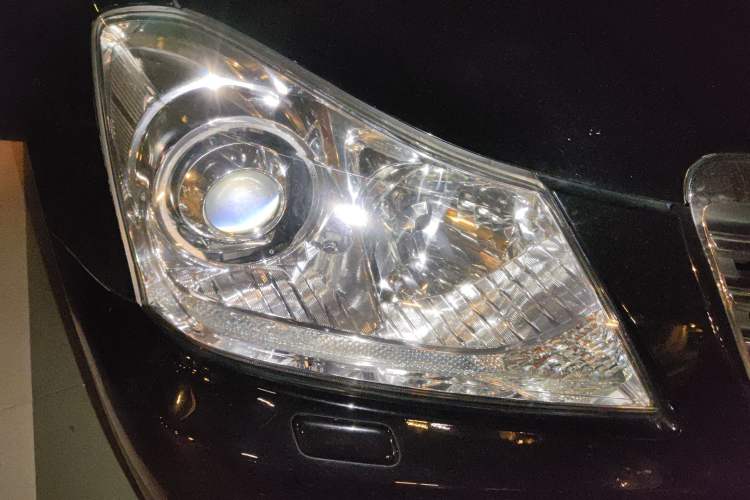 Used Toyota Crown 2010 2.5L Royal Leather Sunroof Edition Right Front Headlight