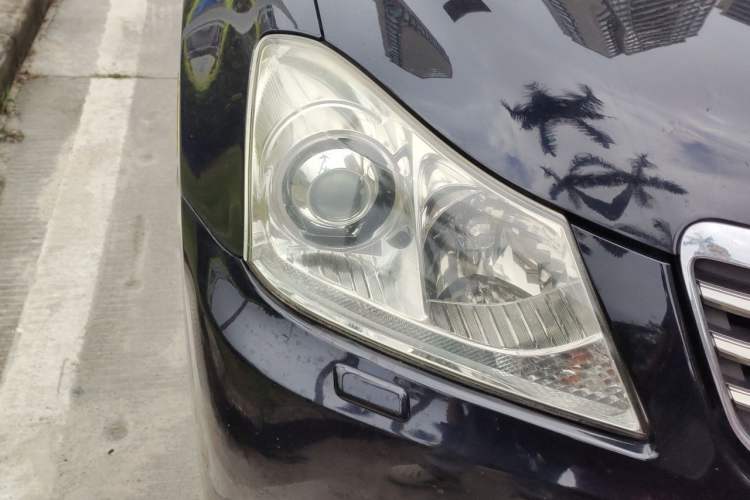 Used Toyota Crown 2010 2.5L Royal Leather Sunroof Navigation Edition Right Front Headlight