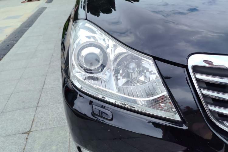 Used Toyota Crown 2010 2.5L Royal Leather Sunroof Edition Right Front Headlight