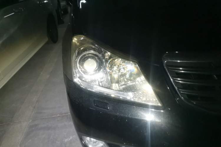 Used Toyota Crown 2010 2.5L Royal Leather Sunroof Edition Right Front Headlight