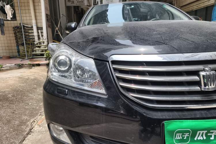 Used Toyota Crown 2010 2.5L Royal Leather Sunroof Edition Right Front Headlight