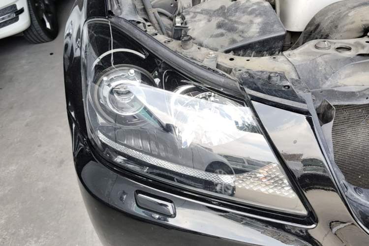 Used Toyota Crown 2010 2.5L Royal Leather Sunroof Edition Right Front Headlight