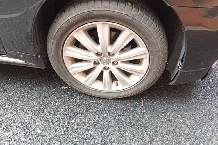 Used Toyota Crown 2010 2.5L Royal Leather Sunroof Edition Right Front Wheel Hub