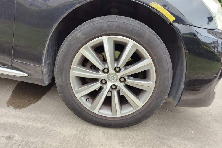 Used Toyota Crown 2010 2.5L Royal Leather Sunroof Navigation Edition Right Front Wheel Hub