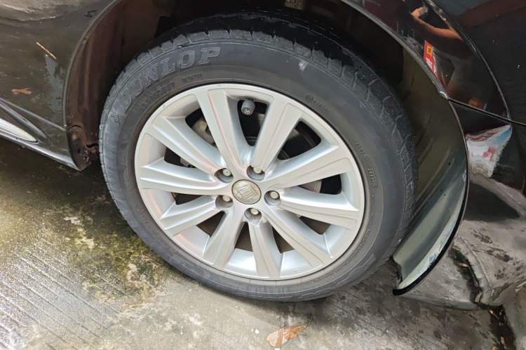 Used Toyota Crown 2010 2.5L Royal Leather Sunroof Navigation Edition Right Front Wheel Hub