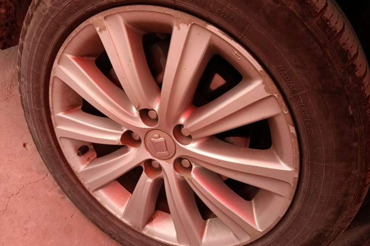Used Toyota Crown 2010 2.5L Royal Leather Navigation Edition Right Front Wheel Hub