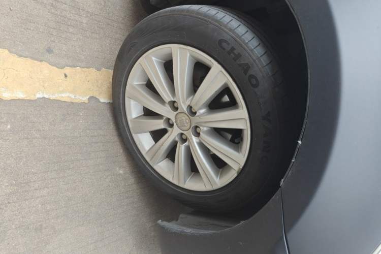 Used Toyota Crown 2010 2.5L Royal Leather Sunroof Edition Right Front Wheel Hub