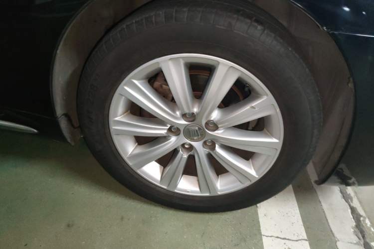 Used Toyota Crown 2010 2.5L Royal Leather Sunroof Edition Right Front Wheel Hub