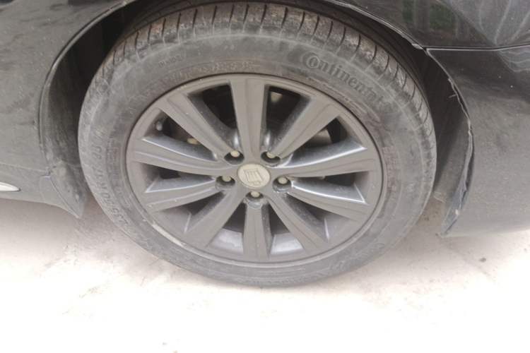 Used Toyota Crown 2010 2.5L Royal Right Front Wheel Hub