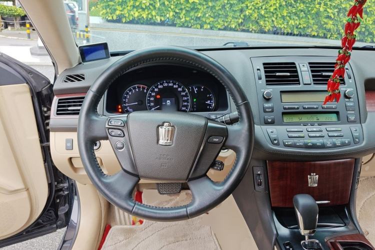 Used Toyota Crown 2010 2.5L Royal Steering Wheel