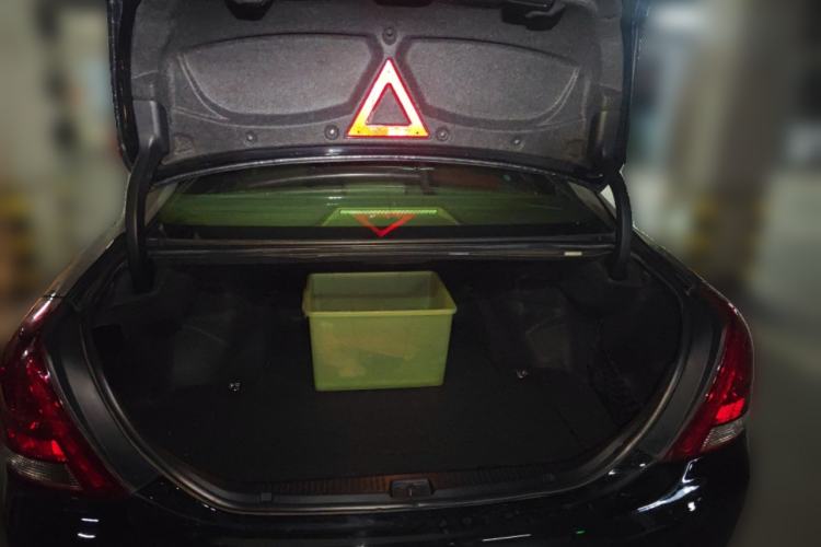 Used Toyota Crown 2010 2.5L Royal Leather Sunroof Navigation Edition Trunk