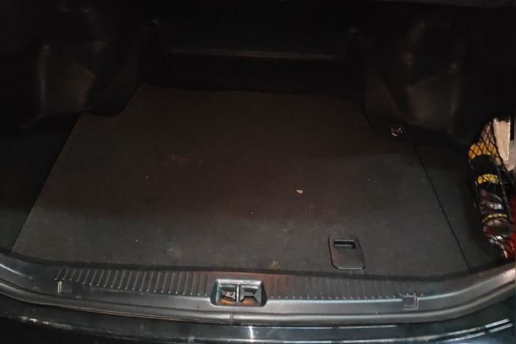 Used Toyota Crown 2010 2.5L Royal Trunk