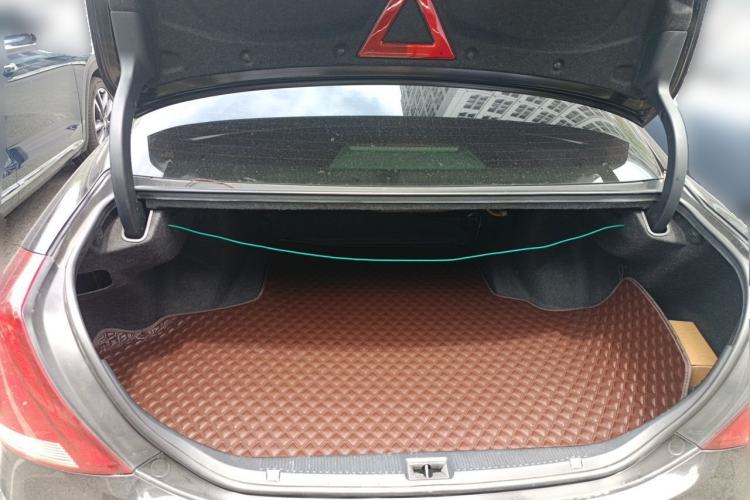 Used Toyota Crown 2010 2.5L Royal Leather Sunroof Edition Trunk