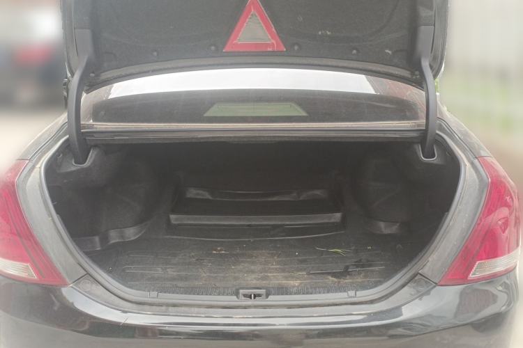 Used Toyota Crown 2010 2.5L Royal Trunk