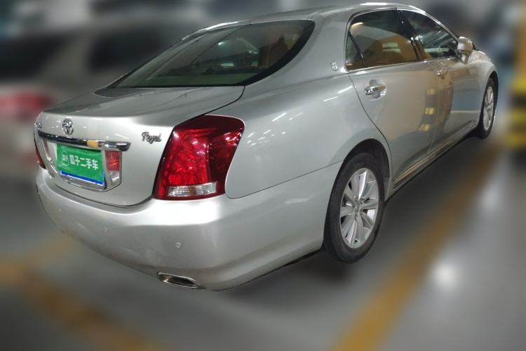 Used Toyota Crown 2010 2.5L Royal Leather Sunroof Navigation Edition Rear Right 45 Deg