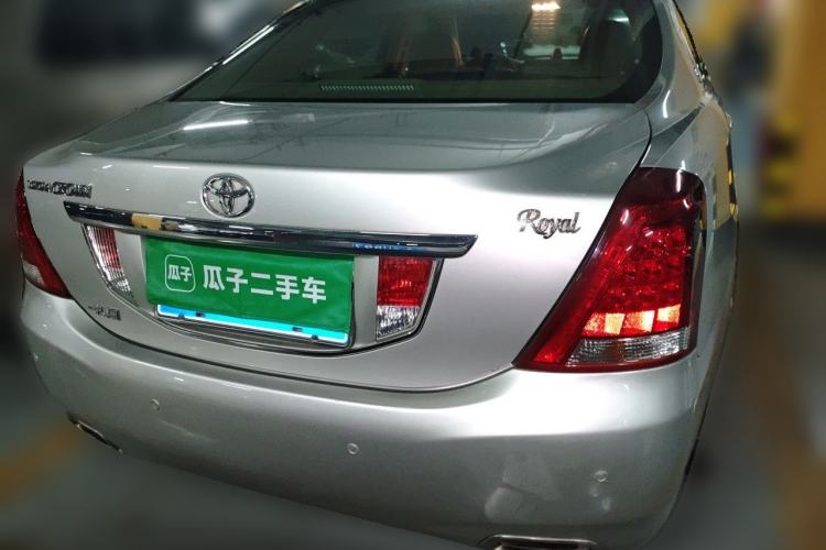 Used Toyota Crown 2010 2.5L Royal Leather Sunroof Navigation Edition Rear