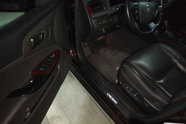 Used Toyota Crown 2010 2.5L Royal Leather Sunroof Edition Driver Seat