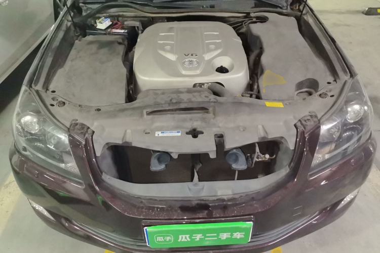 Used Toyota Crown 2010 2.5L Royal Leather Sunroof Edition Engine Bay