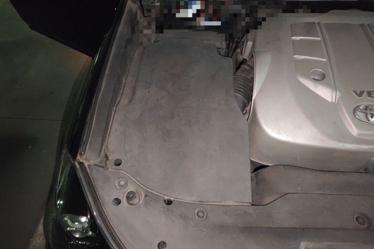 Used Toyota Crown 2010 2.5L Royal Leather Sunroof Edition Engine Bay Right