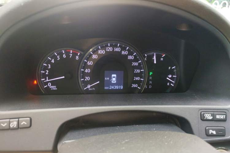 Used Toyota Crown 2010 3.0L Royal Saloon Deluxe Edition Instrument Cluster