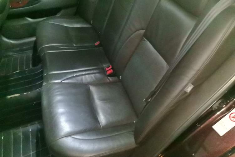 Used Toyota Crown 2010 2.5L Royal Leather Sunroof Edition Left Rear Seat