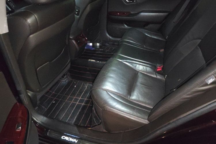 Used Toyota Crown 2010 2.5L Royal Leather Sunroof Edition Left Rear Seat