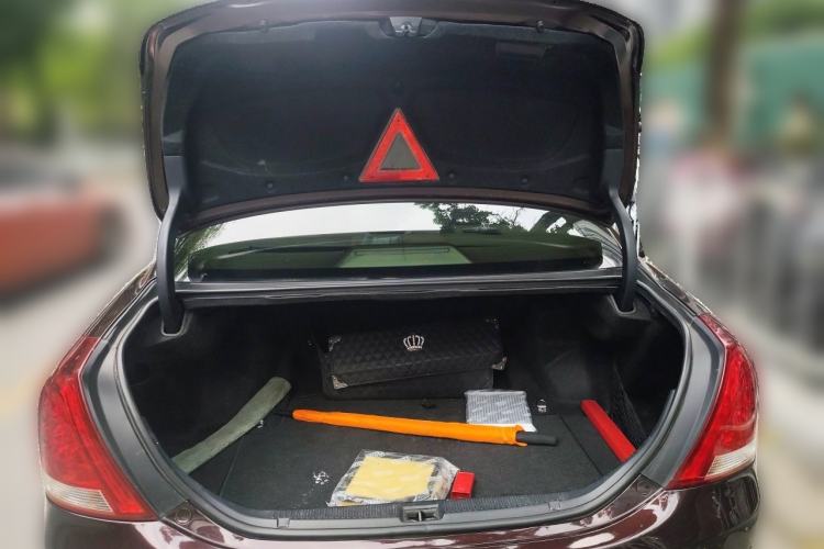 Used Toyota Crown 2010 3.0L Royal Saloon Deluxe Edition Trunk