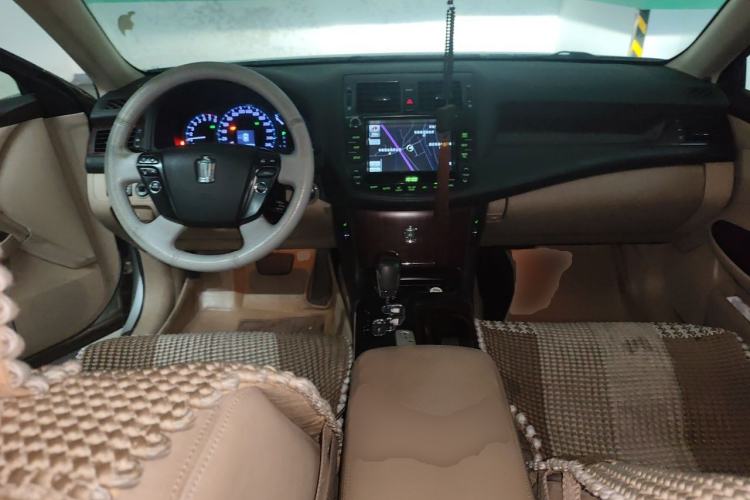 Used Toyota Crown 2010 2.5L Royal Leather Sunroof Navigation Edition Center Console