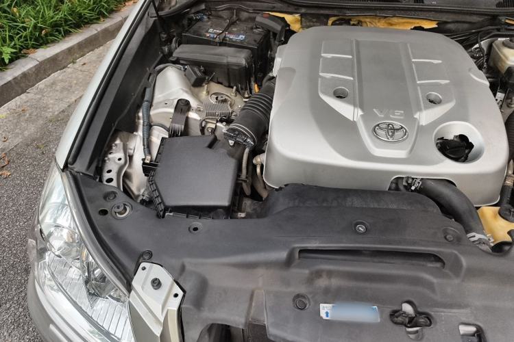 Used Toyota Crown 2010 2.5L Royal Leather Sunroof Edition Engine Bay Right