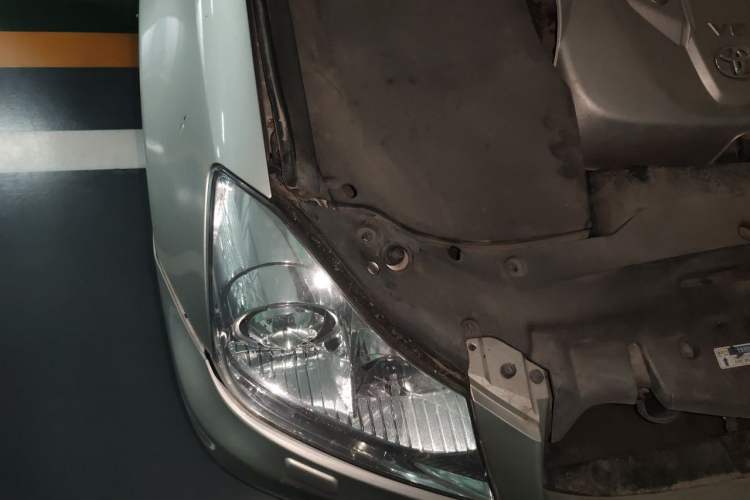 Used Toyota Crown 2010 2.5L Royal Leather Sunroof Navigation Edition Engine Bay Right