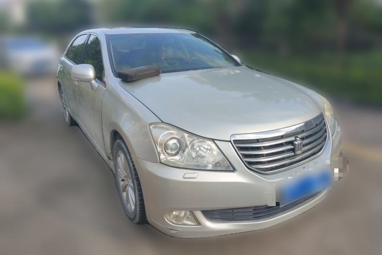 Used Toyota Crown 2010 2.5L Royal Leather Sunroof Edition Front Right 45 Deg