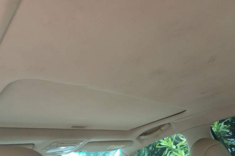Used Toyota Crown 2010 2.5L Royal Leather Sunroof Edition Headliner
