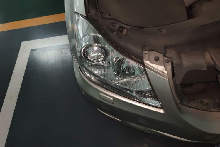 Used Toyota Crown 2010 2.5L Royal Leather Sunroof Navigation Edition Right Front Headlight
