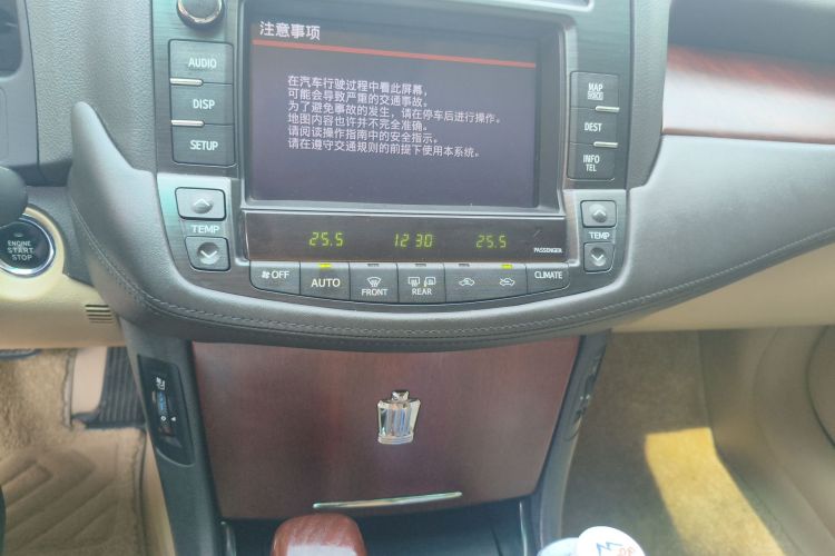 Used Toyota Crown 2010 4.3L Royal Saloon VIP Audio And AC Panel