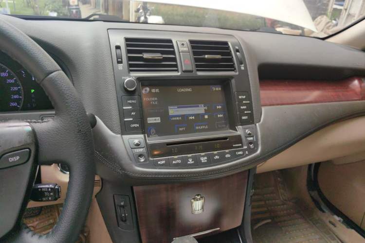 Used Toyota Crown 2010 2.5L Royal Leather Sunroof Navigation Edition Audio And AC Panel