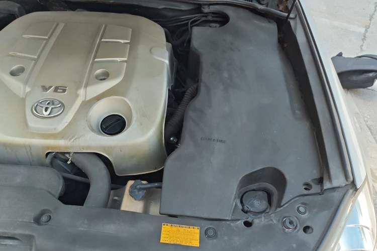 Used Toyota Crown 2010 2.5L Royal Leather Sunroof Edition Engine Bay Left