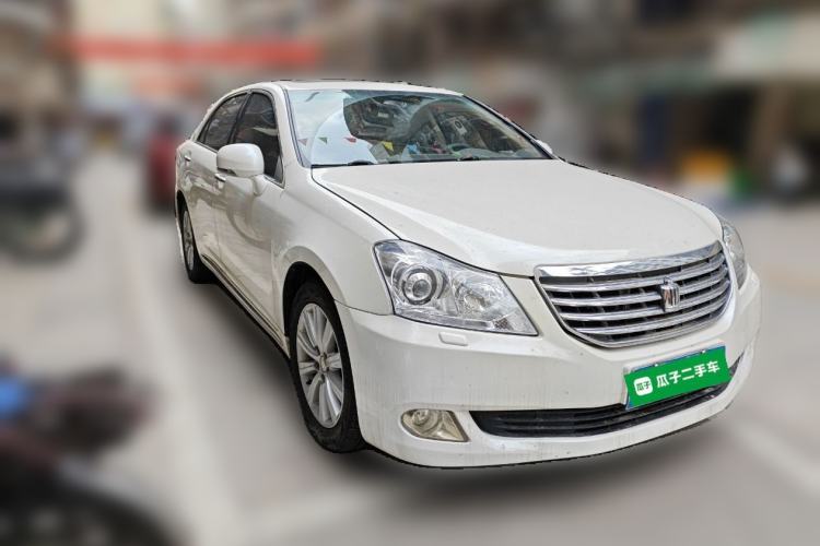 Used Toyota Crown 2010 2.5L Royal Leather Sunroof Navigation Edition Front Right 45 Deg