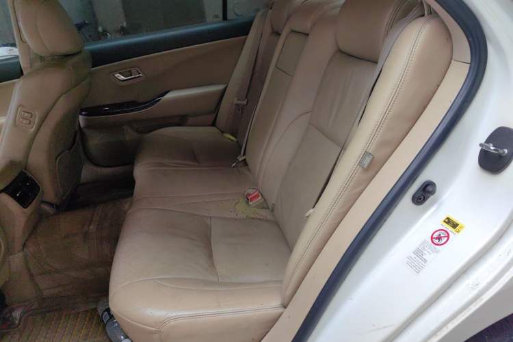 Used Toyota Crown 2010 2.5L Royal Leather Sunroof Navigation Edition Left Rear Seat