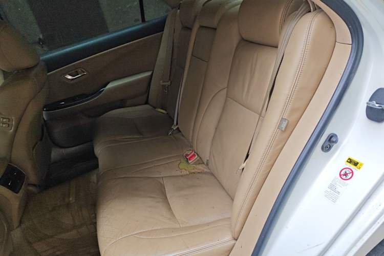 Used Toyota Crown 2010 2.5L Royal Leather Sunroof Navigation Edition Left Rear Seat