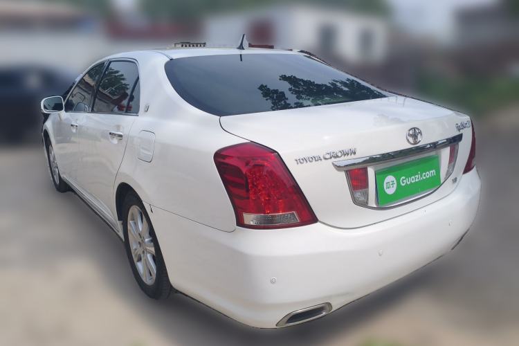Used Toyota Crown 2010 4.3L Royal Saloon VIP Rear Left 45 Deg