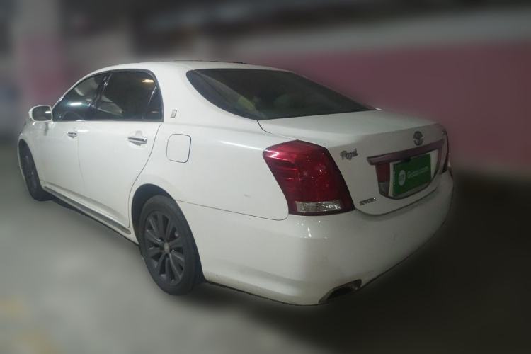 Used Toyota Crown 2010 2.5L Royal Leather Sunroof Navigation Edition Rear Left 45 Deg
