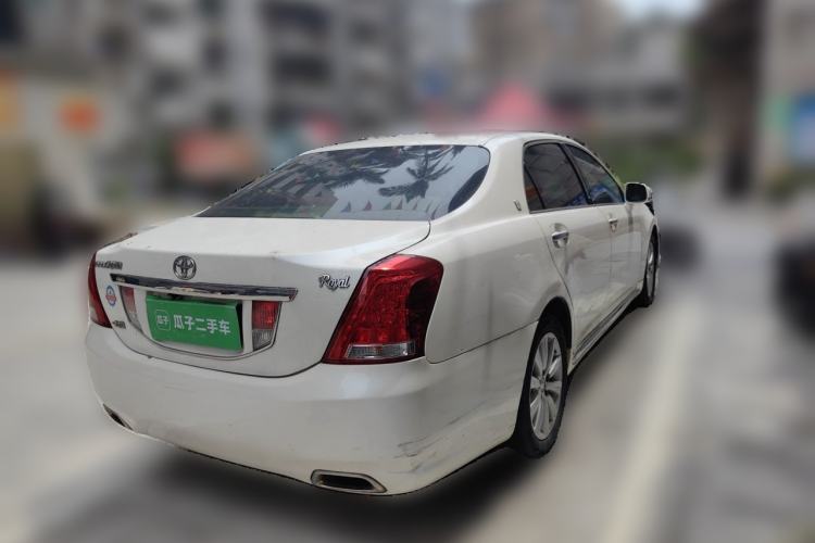 Used Toyota Crown 2010 2.5L Royal Leather Sunroof Navigation Edition Rear Right 45 Deg