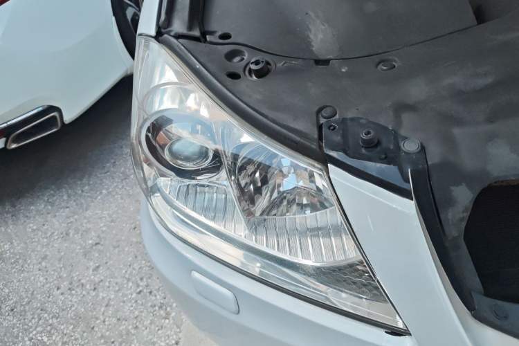 Used Toyota Crown 2010 2.5L Royal Leather Sunroof Edition Right Front Headlight