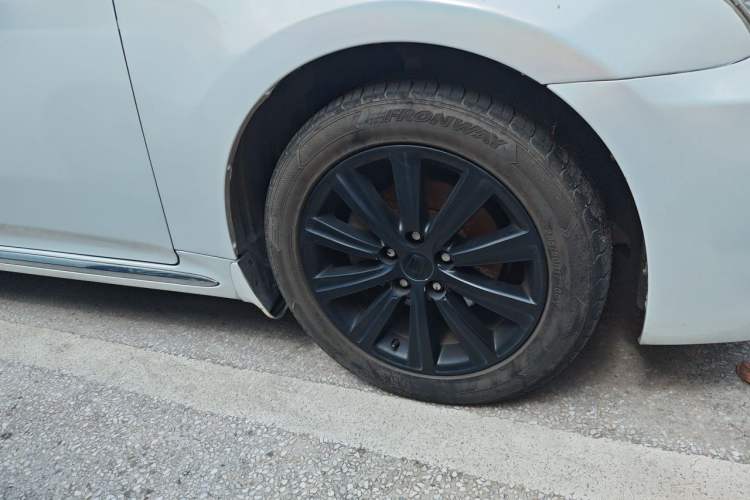 Used Toyota Crown 2010 2.5L Royal Leather Sunroof Edition Right Front Wheel Hub