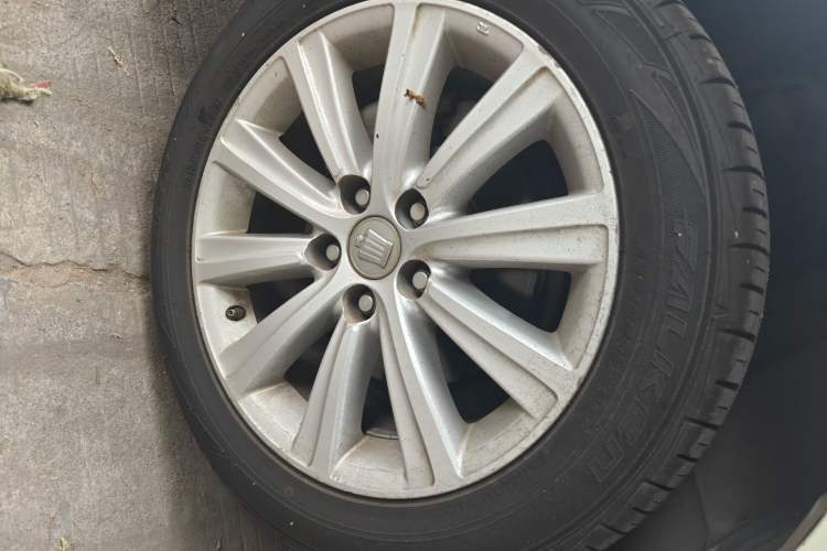 Used Toyota Crown 2010 2.5L Royal Leather Sunroof Edition Right Front Wheel Hub