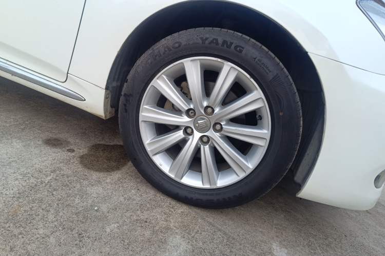 Used Toyota Crown 2010 2.5L Royal Leather Sunroof Edition Right Front Wheel Hub